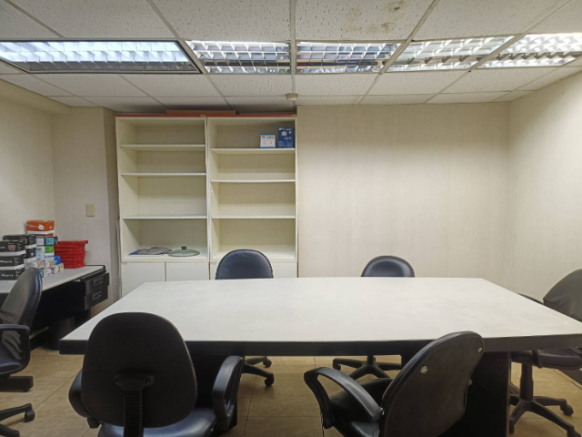 白宮企業大樓,台北市松山區南京東路三段