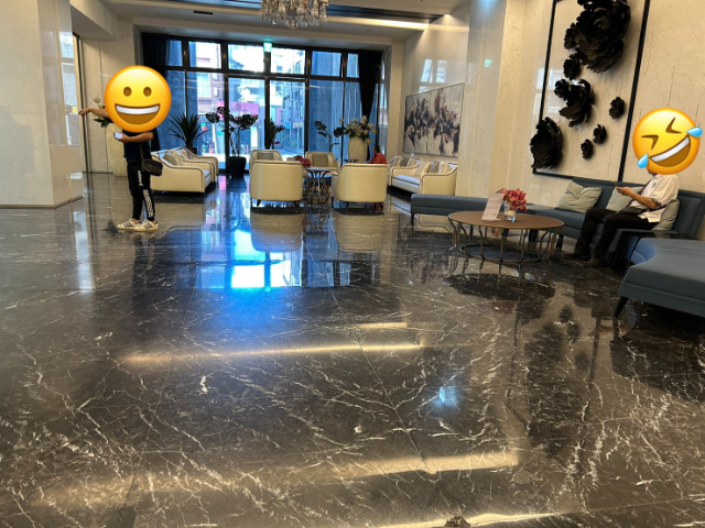 台北晶麒高樓景觀,台北市萬華區康定路