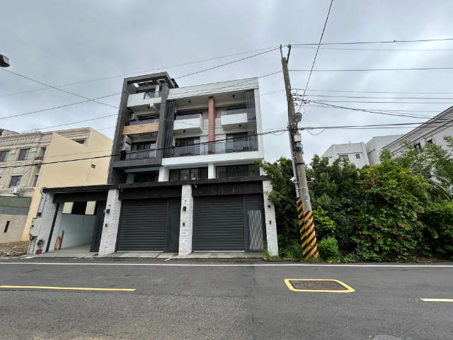 竹山居全新電梯新墅,嘉義縣朴子市公園二街