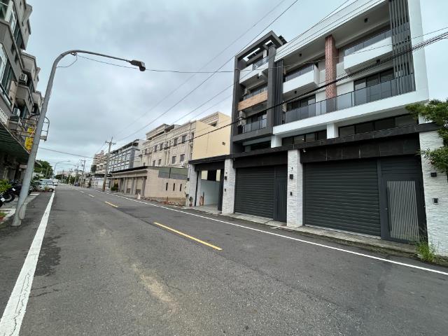 竹山居全新電梯新墅,嘉義縣朴子市公園二街