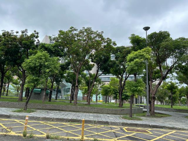 竹山居全新電梯新墅,嘉義縣朴子市公園二街