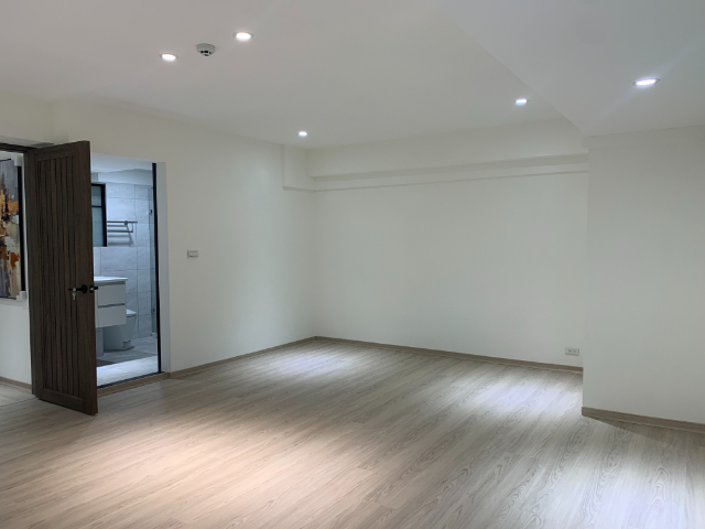 機場捷運華廈美裝,台北市松山區民族東路