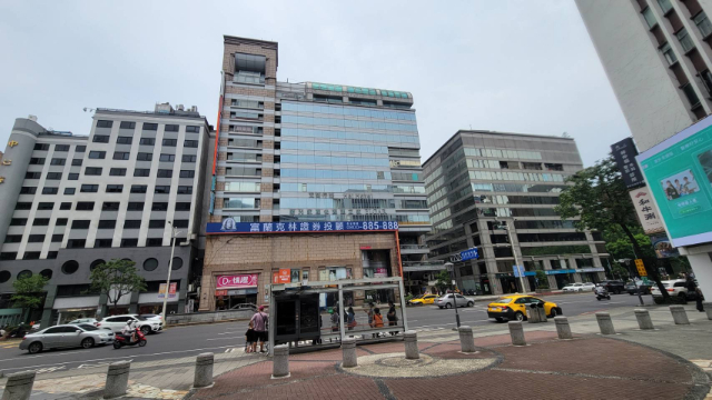 頂好名店城樓店,台北市大安區忠孝東路四段