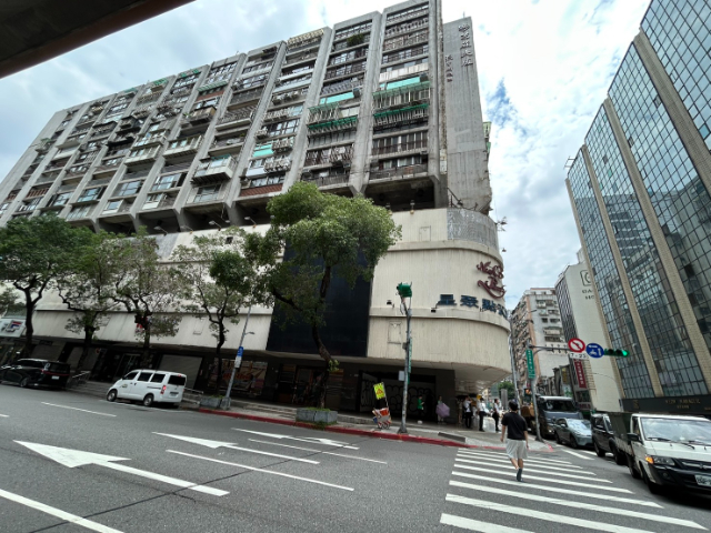 芝麻大廈,台北市松山區復興北路
