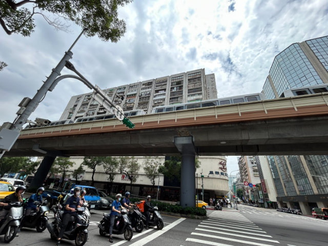 芝麻大廈,台北市松山區復興北路