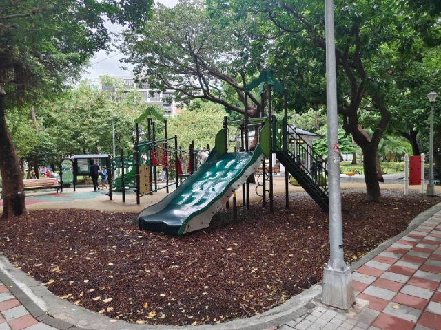 慶城公園一樓金店面,台北市松山區南京東路三段