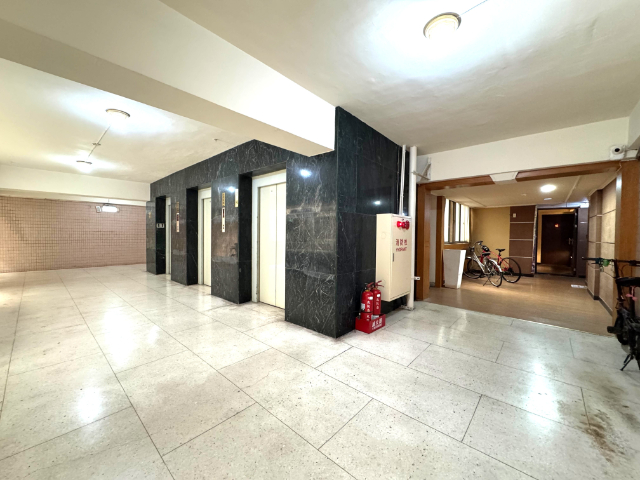 敦南雙敦學區景觀高樓,台北市松山區敦化南路一段