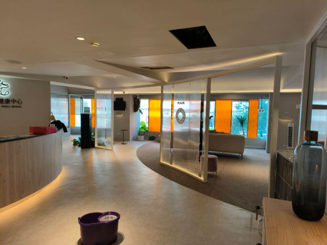 忠孝東路四段面寛店霸,台北市大安區忠孝東路四段