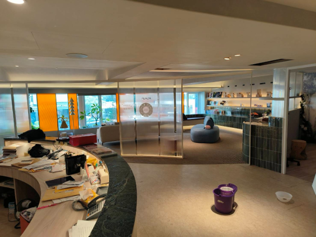 忠孝東路四段面寛店霸,台北市大安區忠孝東路四段