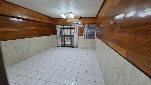 國館大巨蛋靜巷邊間華廈,台北市松山區光復南路