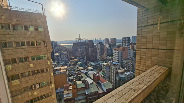 西門榮耀爵市高樓小宅,台北市萬華區長沙街二段