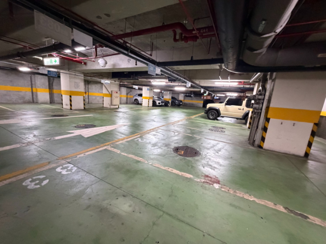 信基大樓世界金融車位,台北市信義區信義路四段