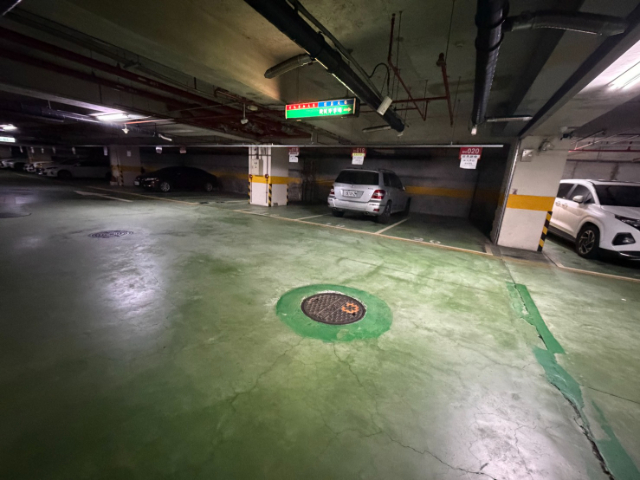 信基大樓世界金融車位,台北市信義區信義路四段