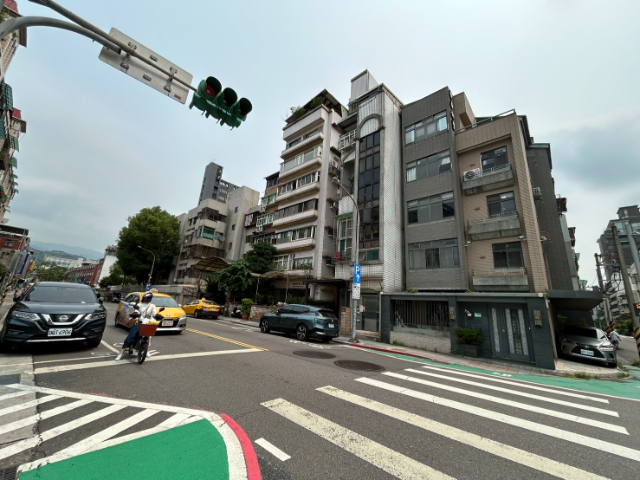 明德捷運店辦一樓,台北市北投區懷德街