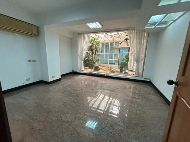 明德捷運店辦一樓,台北市北投區懷德街