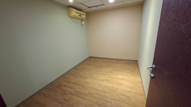 雙敦學區一樓住辦店,台北市松山區延吉街