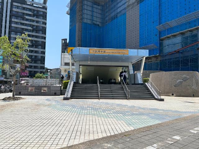 三民高中邊間兩房,新北市蘆洲區民義街