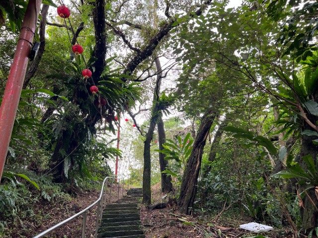 文山住二建地,台北市文山區萬壽路